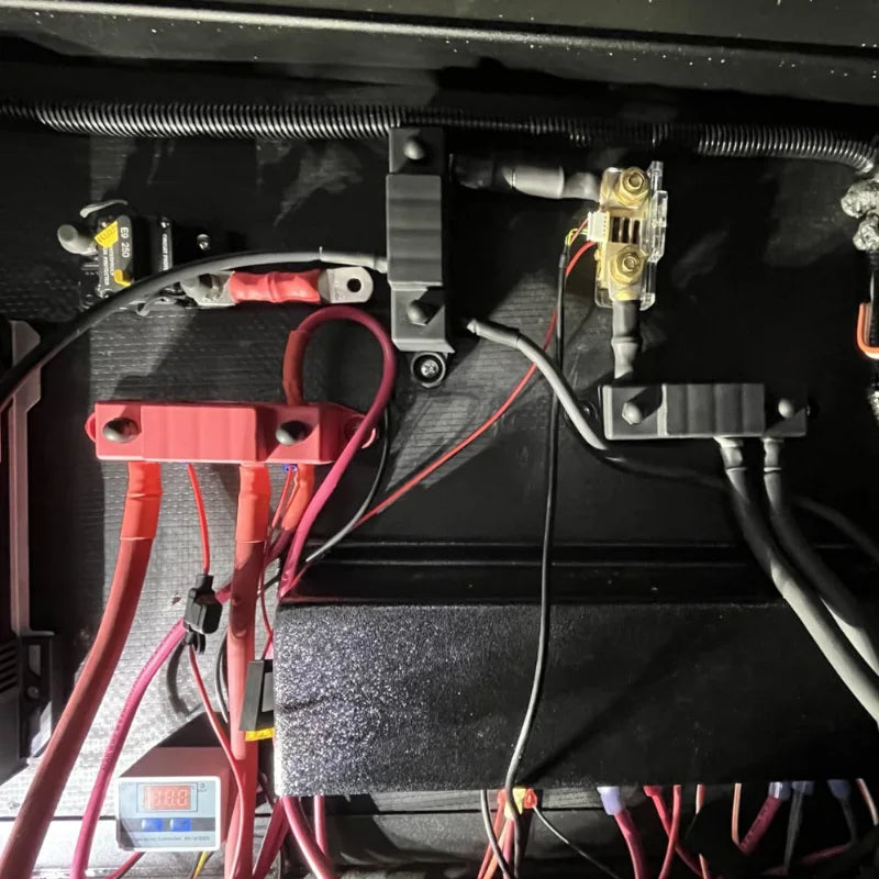 250A 4 Stud 3/8 M10 Post Type Battery Distribution Terminal Busbar with Cover for Marine Auto Use
